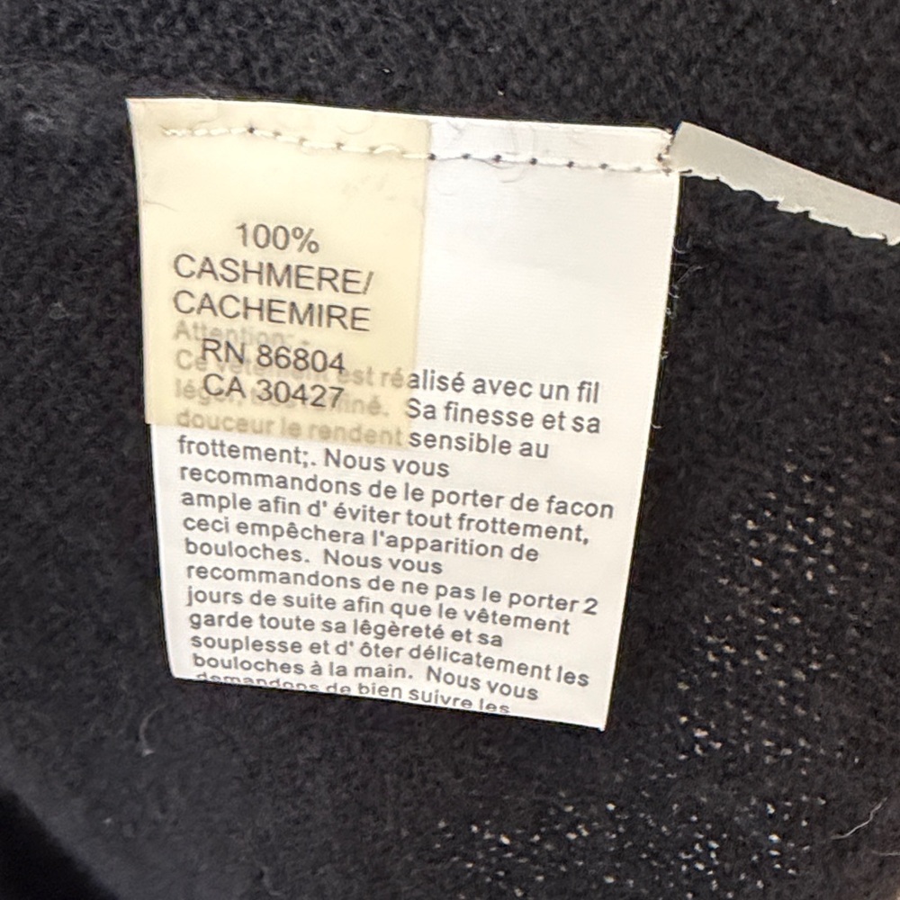 Magaschoni Black Cashmere Sweater Asymmetrical Hem - Picture 3 of 4